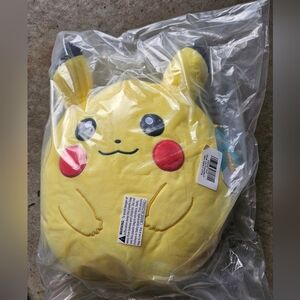 Squishmallow Pikachu